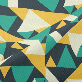 Irregular Triangle Geometry Piqué