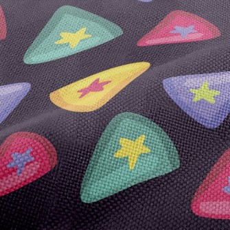 Triangle Meets Stars Performance Linen