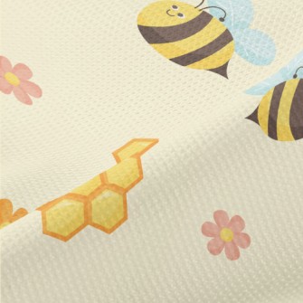 Cute Bees And Honeycomb Flower Piqué