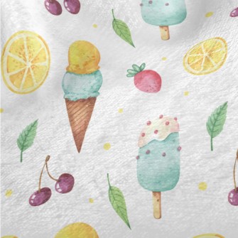 Hand Drawn Ice Cream With Stra Minky