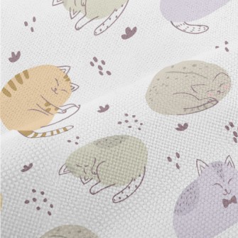 Relaxed And Comfortable Cat Performance Linen