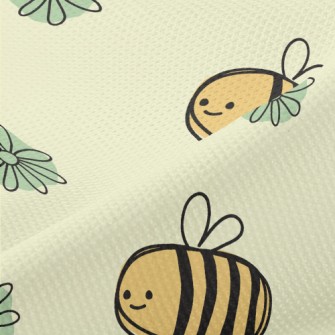 Gentle And Cute Bee Piqué