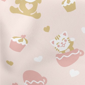 Smiling Cup Cat Lightweight Cotton Poplin