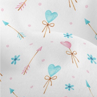 Lover's Heart Is Struck By Lightweight Performance Linen