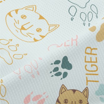 Simple Line Cat And Paw Prints Piqué