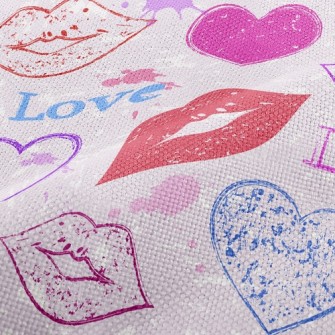 Lips Of Love Performance Linen