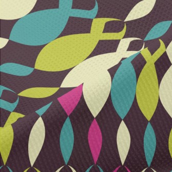 Neatly Arrange The Forks Piqué