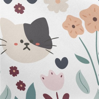 Big-headed Cat Visiting The Ga Pongee