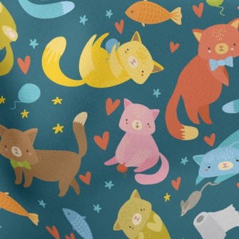 Colorful And Cute Kittens Stretch Ponte