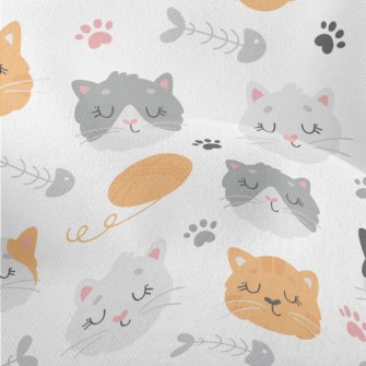 Cute Little Kitten With Eyes C Lightweight Performance Linen