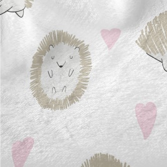 Hedgehog Celebrates Valentine& Minky