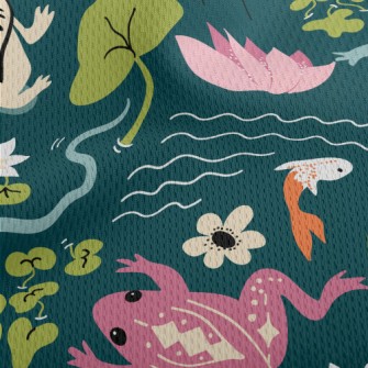 Colorful Spotted Frog Athletic Mesh Flat Back