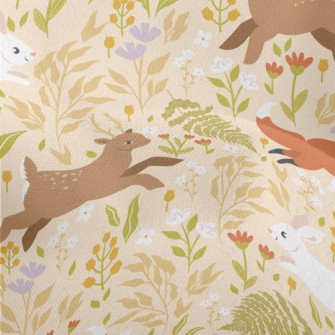 Small Animals Running On The G Lightweight Performance Linen