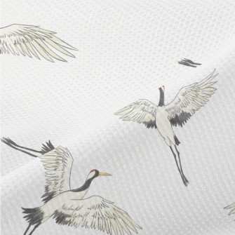 Red-crowned Cranes Spread Thei Piqué