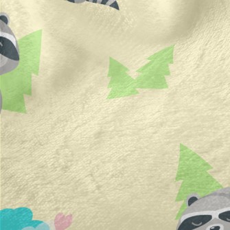 A Raccoon's Day In The For Minky