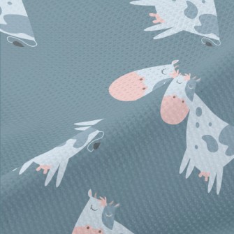 Hand Drawn Style Cow With Clos Piqué