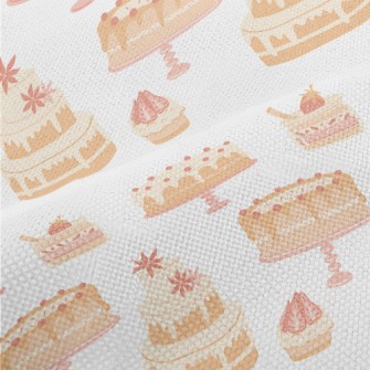 Gentle Wedding Cakes And Sweet Performance Linen