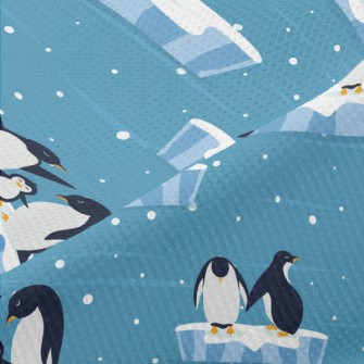 Cute Penguin Family Piqué