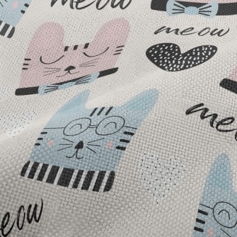 Gentle Spectacled Cat Performance Linen