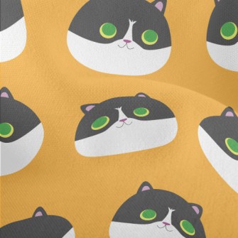 Super Cute Big-eyed Kitten Lightweight Performance Linen