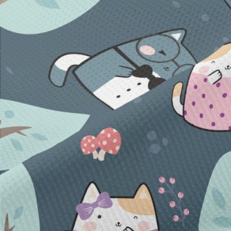 Cat Dating In The Forest Piqué