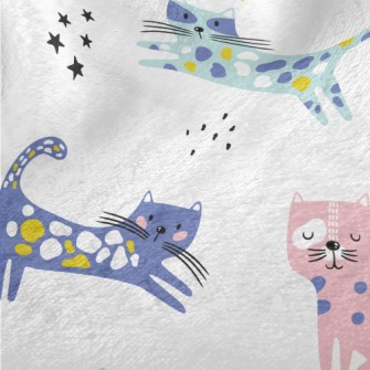 Contrast Color Childish Cat Minky