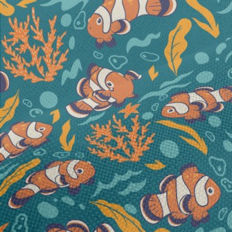 Colorful Clown Fish Performance Linen