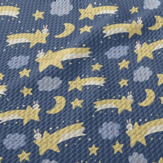 A Giant Shooting Star Wearing  Birdseye Piqué