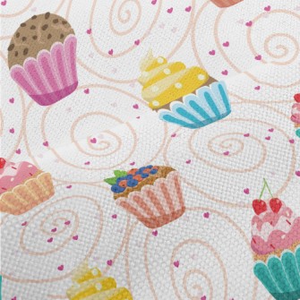 Colorful Small Cakes With Diff Performance Linen