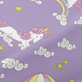 Unicorn Riding A Hot Air Ballo Piqué
